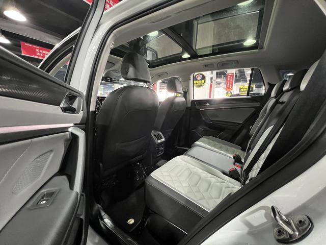 Volkswagen Tayron 2023, фото 5