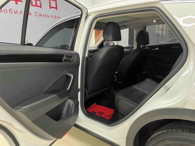 Volkswagen T-Roc 2022, фото 15