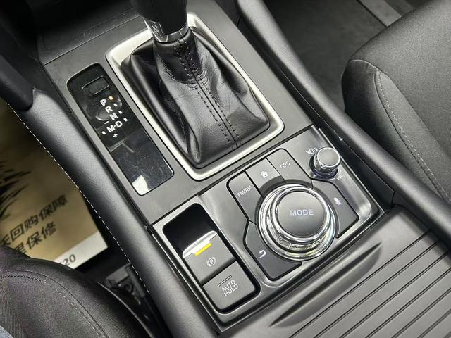 Mazda CX-4 2021, фото 14