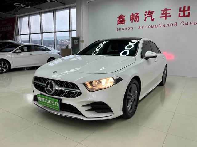 Mercedes-Benz A-Class 2022, 1.3 л турбо, робот (DCT), передний, пробег 32 000 км — авто из Китая с пробегом