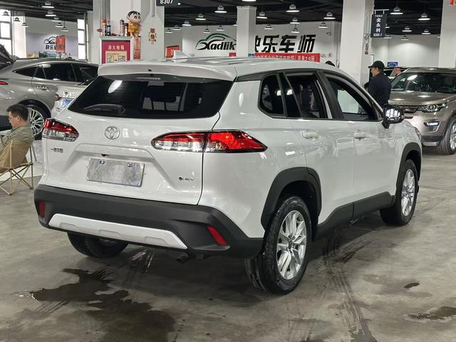 Toyota Corolla Cross 2026, фото 17