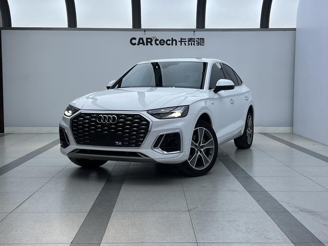 Audi Q5L Sportback 2022, 2 л турбо, робот (DCT), полный, пробег 37 000 км — авто из Китая с пробегом