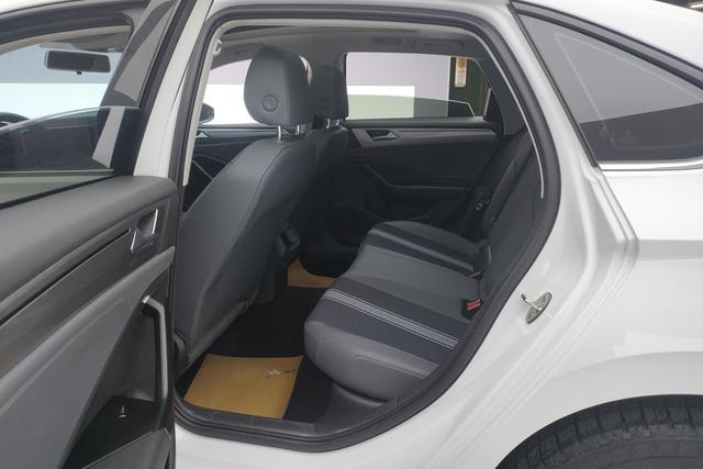 Volkswagen Jetta 2024, фото 13
