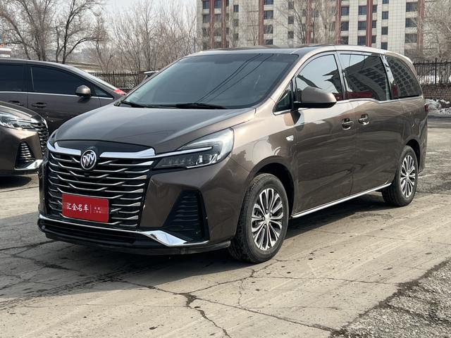 Buick GL8 2023, 2 л турбо, автомат, передний, пробег 86 000 км — авто из Китая с пробегом