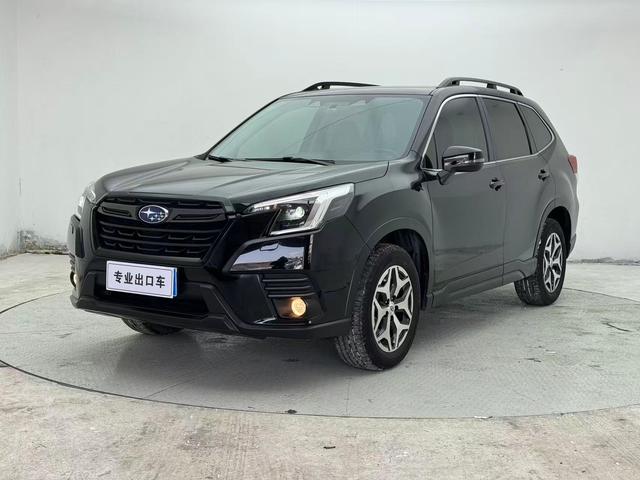 Subaru Forester 2022, 2 л, вариатор (CVT), полный, пробег 45 000 км — авто из Китая с пробегом