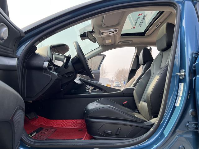 Hyundai Elantra 2022, фото 8