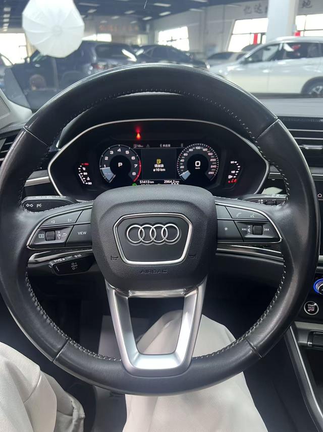 Audi Q3 2022, фото 10