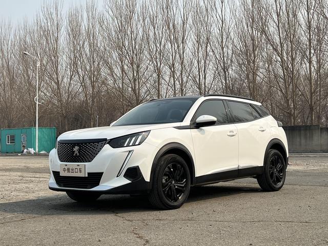 Peugeot 2008 2022, 1.2 л турбо, робот (DCT), передний, пробег 20 000 км — авто из Китая с пробегом
