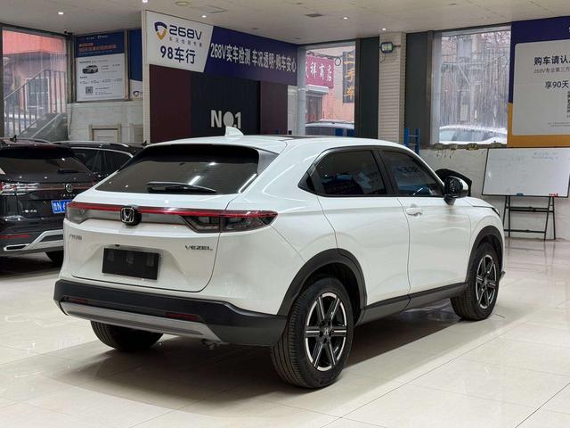 Honda Vezel 2023, фото 4