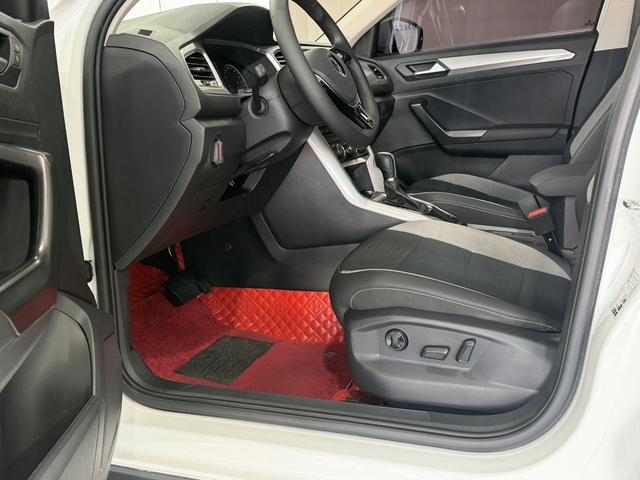 Volkswagen T-Roc 2022, фото 7
