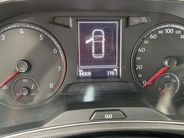 Volkswagen T-Roc 2022, фото 10