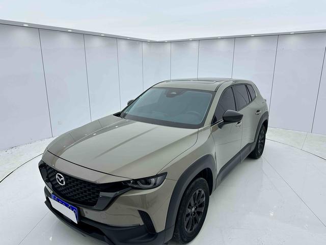 Mazda CX-50 2023, 2 л, автомат, передний, пробег 46 000 км — авто из Китая с пробегом