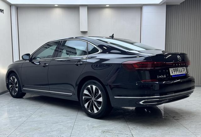 Volkswagen Passat 2022, фото 5