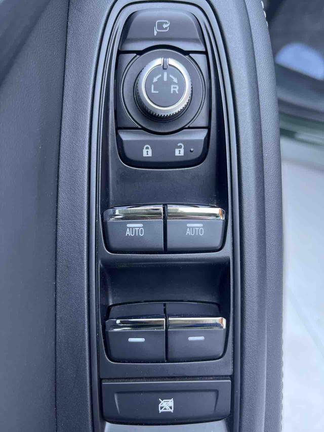 Subaru Forester 2022, фото 17