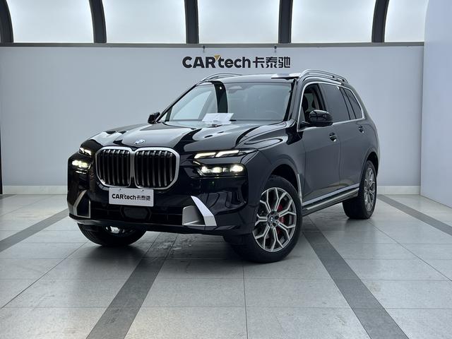 BMW X7 2024, 3 л турбо, автомат, полный, пробег 41 000 км — авто из Китая с пробегом