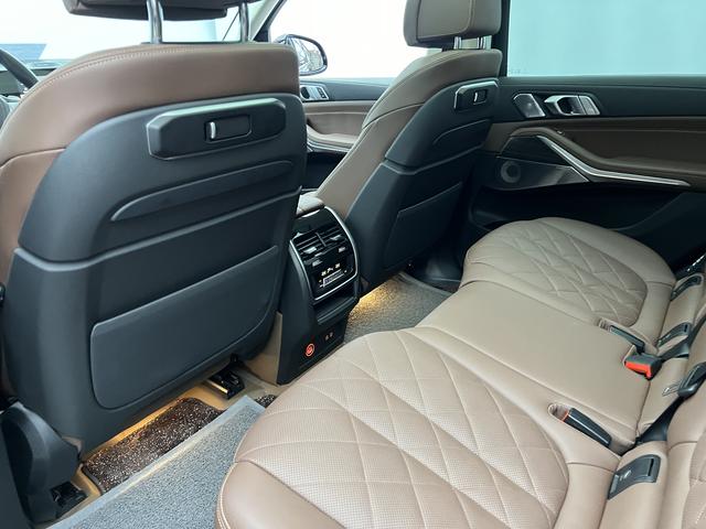 BMW X7 2024, фото 14