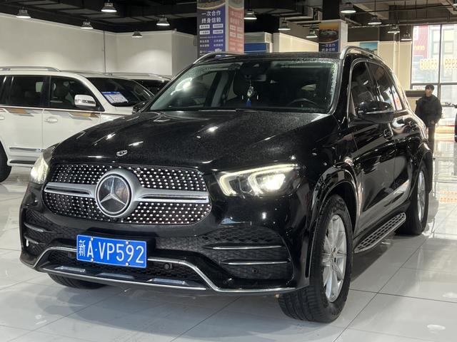 Mercedes-Benz GLE 2021, 2 л турбо, автомат, полный, пробег 73 000 км — авто из Китая с пробегом