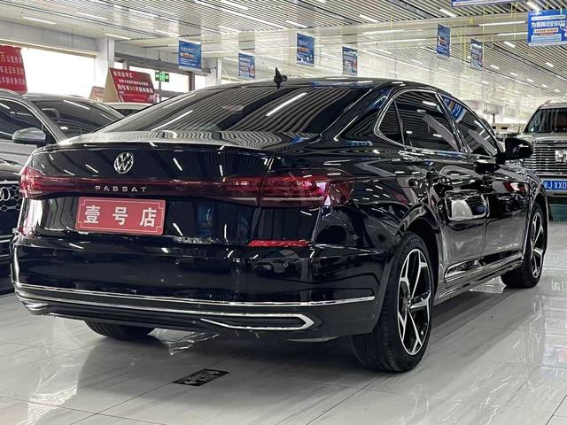 Volkswagen Passat 2024, фото 6