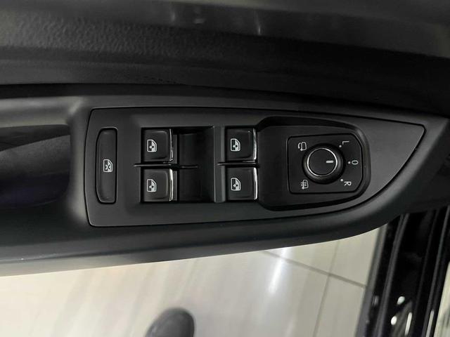 Volkswagen Passat 2024, фото 11