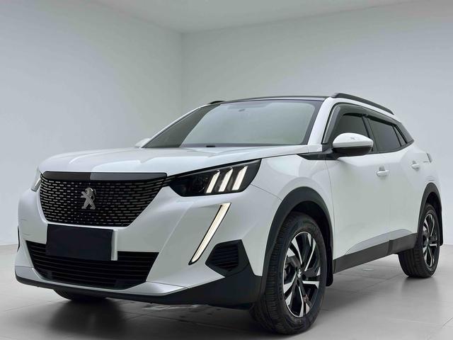 Peugeot 2008 2022, 1.2 л турбо, робот (DCT), передний, пробег 34 000 км — авто из Китая с пробегом