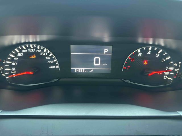 Peugeot 2008 2022, фото 14