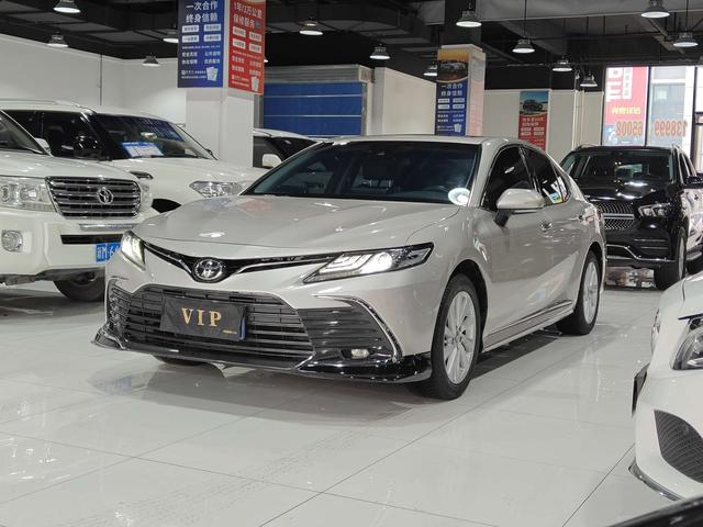 Toyota Camry 2021, 2 л, вариатор (CVT), передний, пробег 88 700 км — авто из Китая с пробегом