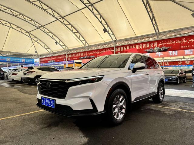 Honda CR-V 2023, 1.5 л турбо, вариатор (CVT), передний, пробег 28 000 км — авто из Китая с пробегом
