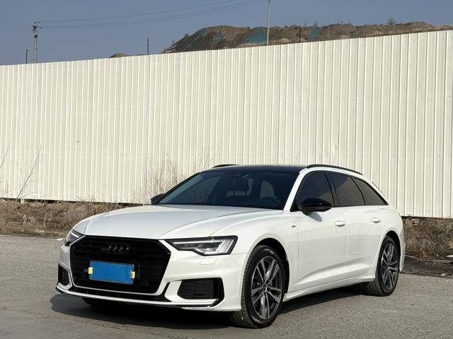 Audi A6 2022, 2 л турбо, 7-ступенчатая двойное сцепление, Передний привод, пробег 28 000 км — авто из Китая с пробегом