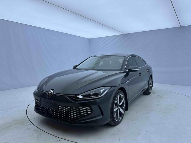 Volkswagen Lingdu 2023, 1.4 л турбо, робот (DCT), передний, пробег 51 000 км — авто из Китая с пробегом