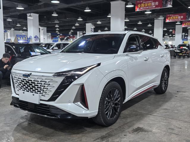Changan Oushang Z6 2022, 1.5 л турбо, робот (DCT), передний, пробег 35 000 км — авто из Китая с пробегом