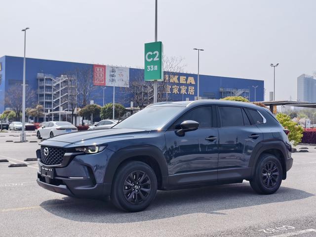 Mazda CX-50 2023, 2 л, автомат, передний, пробег 36 000 км — авто из Китая с пробегом