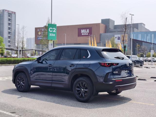 Mazda CX-50 2023, фото 6