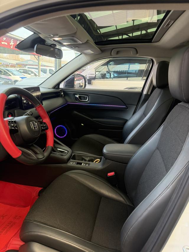 Honda Vezel 2023, фото 9
