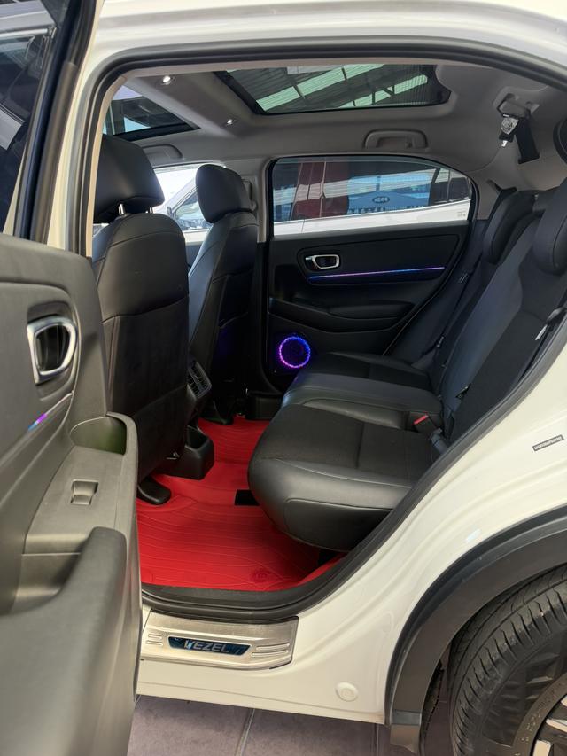 Honda Vezel 2023, фото 12