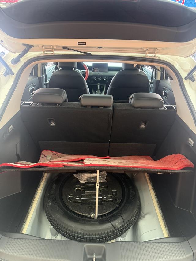 Honda Vezel 2023, фото 13