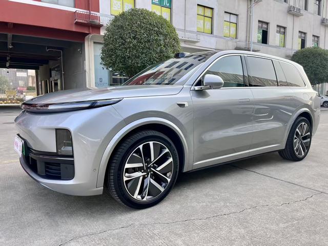 Li Auto L9 2023, 1.5 л турбо, электропривод, полный, пробег 113 000 км — авто из Китая с пробегом