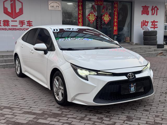 Toyota Corolla 2022, фото 2