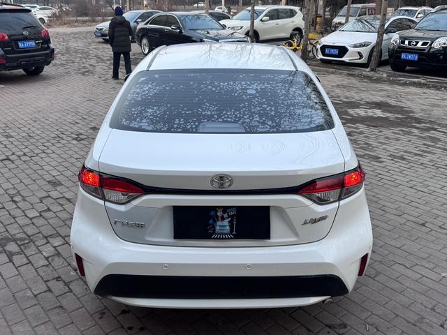 Toyota Corolla 2022, фото 4