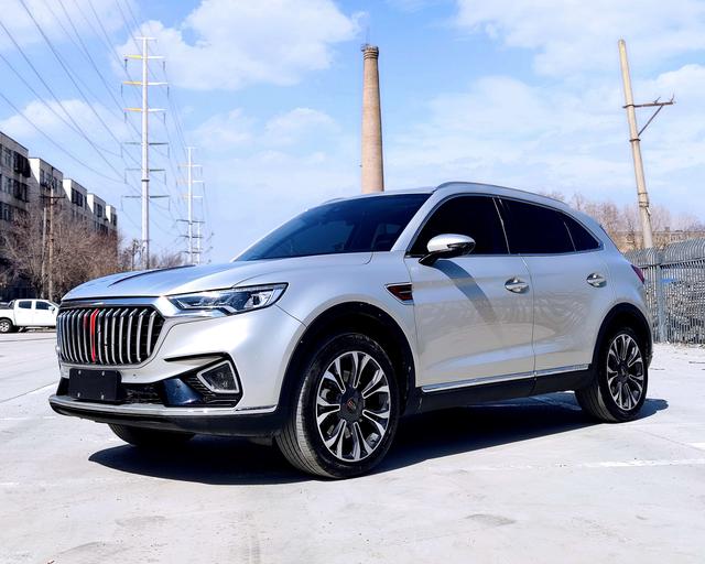 Hongqi HS5 2022, 2 л турбо, автомат, полный, пробег 50 000 км — авто из Китая с пробегом