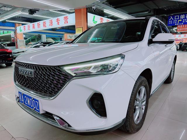 Haval M6 2021, 1.5 л турбо, робот (DCT), передний, пробег 10 000 км — авто из Китая с пробегом