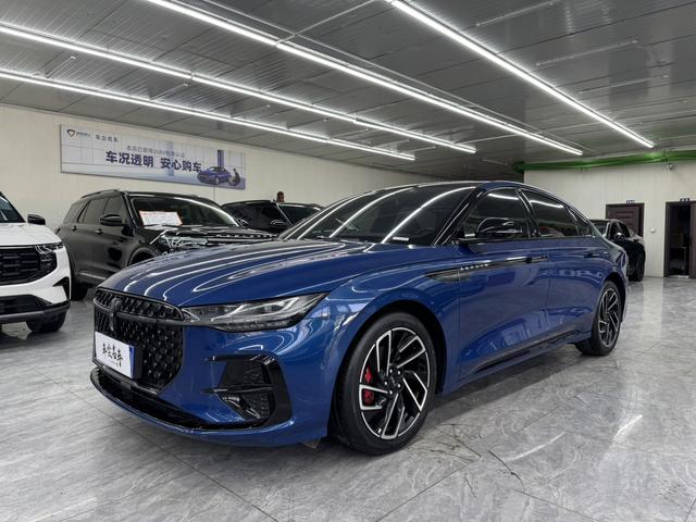 Lincoln Z 2022, 2 л турбо, автомат, передний, пробег 54 000 км — авто из Китая с пробегом