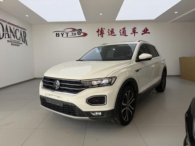 Volkswagen T-Roc 2022, 1.4 л турбо, робот (DCT), передний, пробег 31 000 км — авто из Китая с пробегом