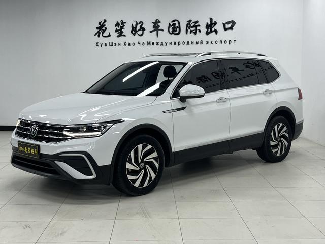 Volkswagen Tiguan 2023, 1.4 л турбо, робот (DCT), передний, пробег 41 000 км — авто из Китая с пробегом