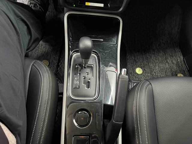 Mitsubishi Outlander 2021, фото 15