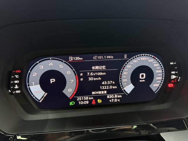 Audi A3 2022, фото 11