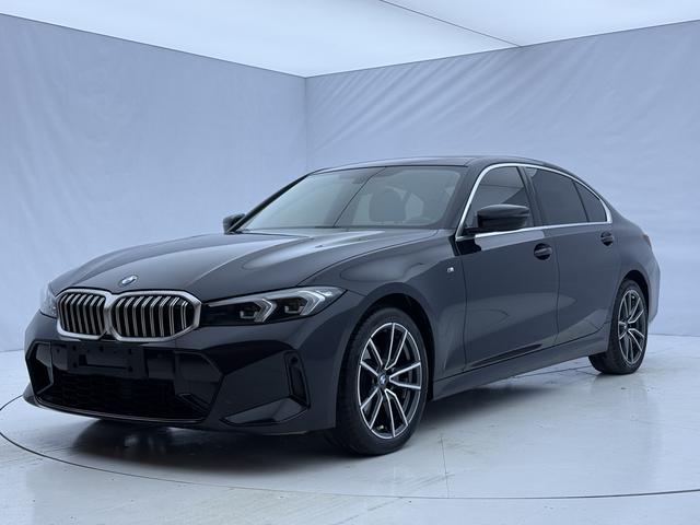 BMW 3 2023, 2 л турбо, автомат, задний, пробег 42 000 км — авто из Китая с пробегом