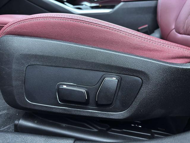 BMW 3 2023, фото 14