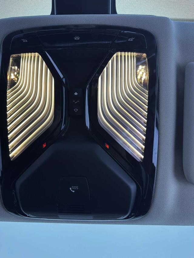 BMW 3 2023, фото 15