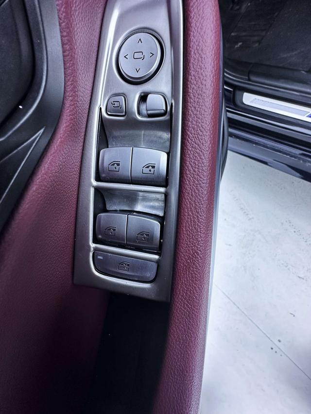 BMW 3 2023, фото 16