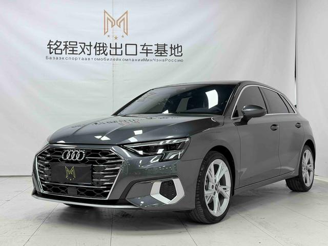 Audi A3 2022, 1.4 л турбо, робот (DCT), передний, пробег 15 000 км — авто из Китая с пробегом